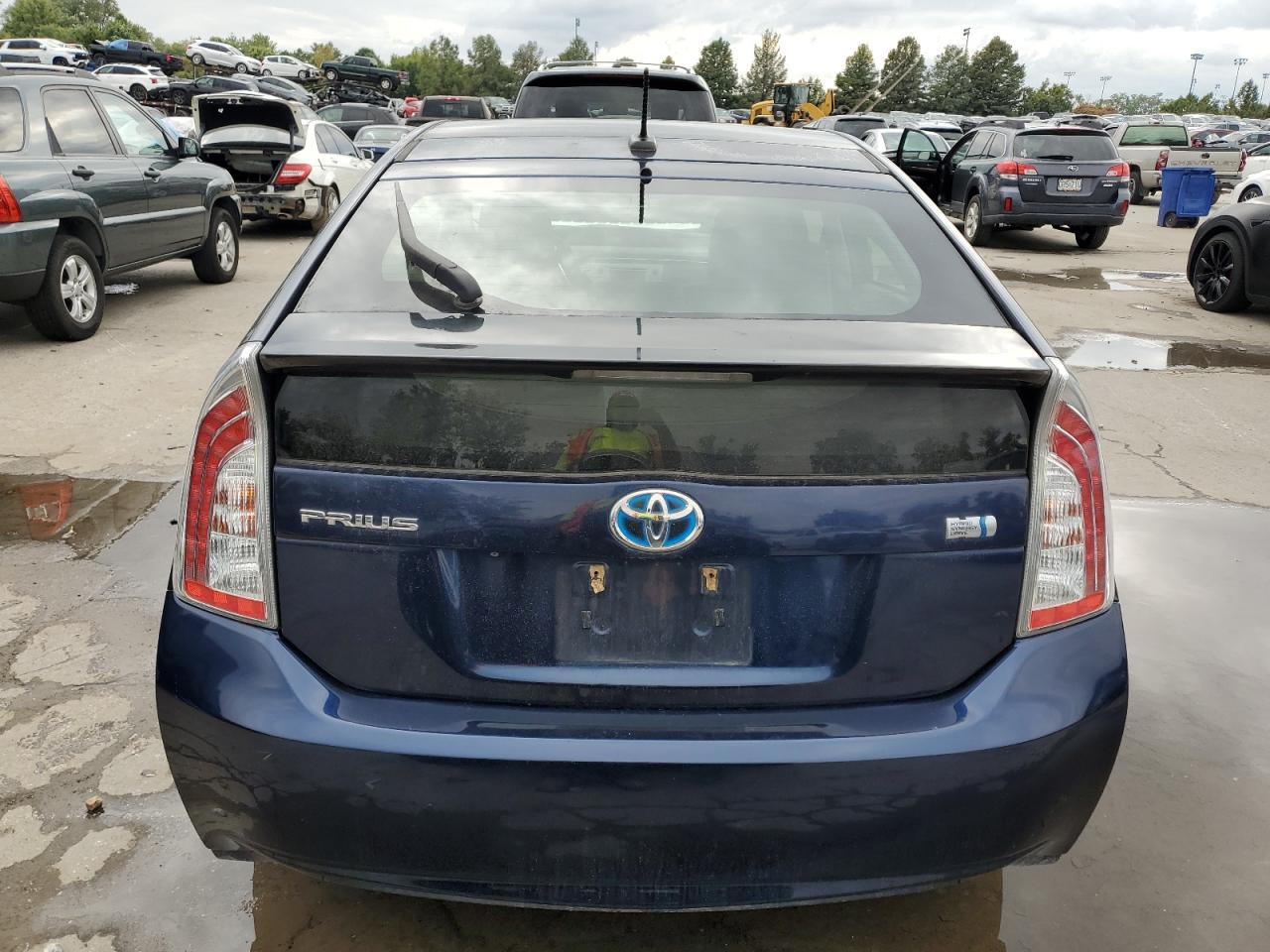 2015 TOYOTA PRIUS