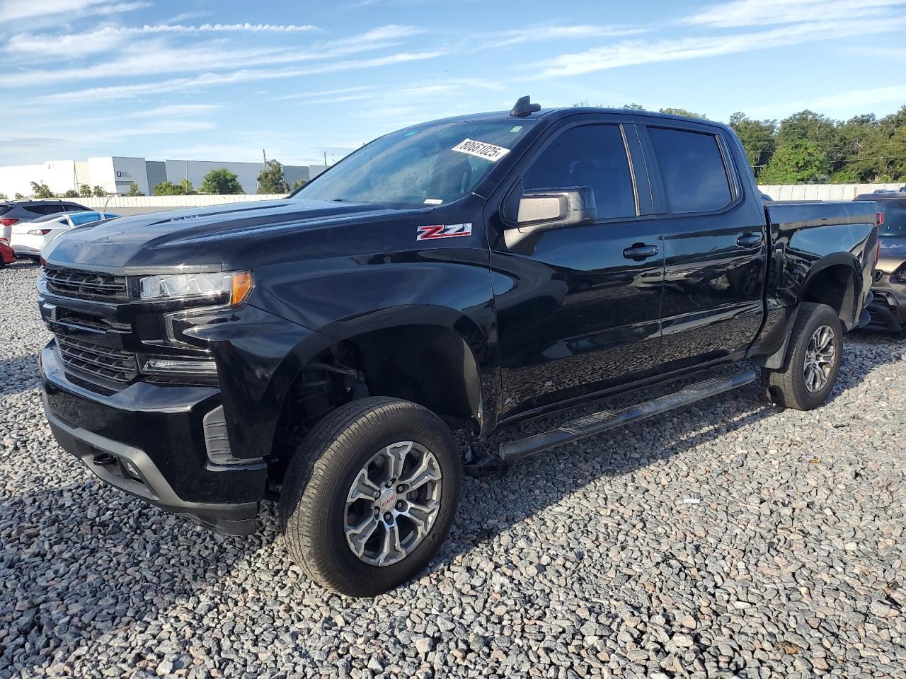 2021 CHEVROLET Silverado