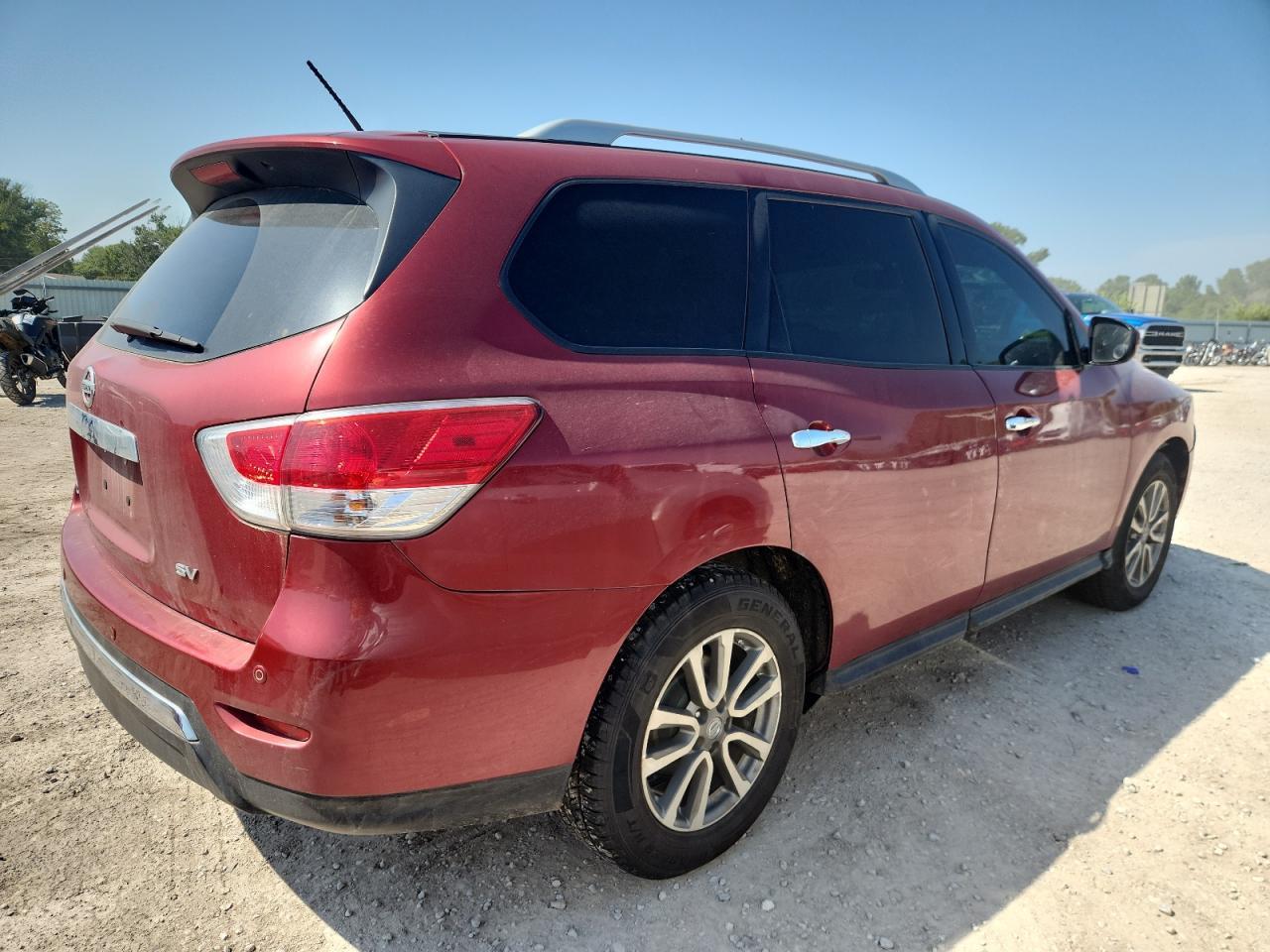 2016 NISSAN PATHFINDER