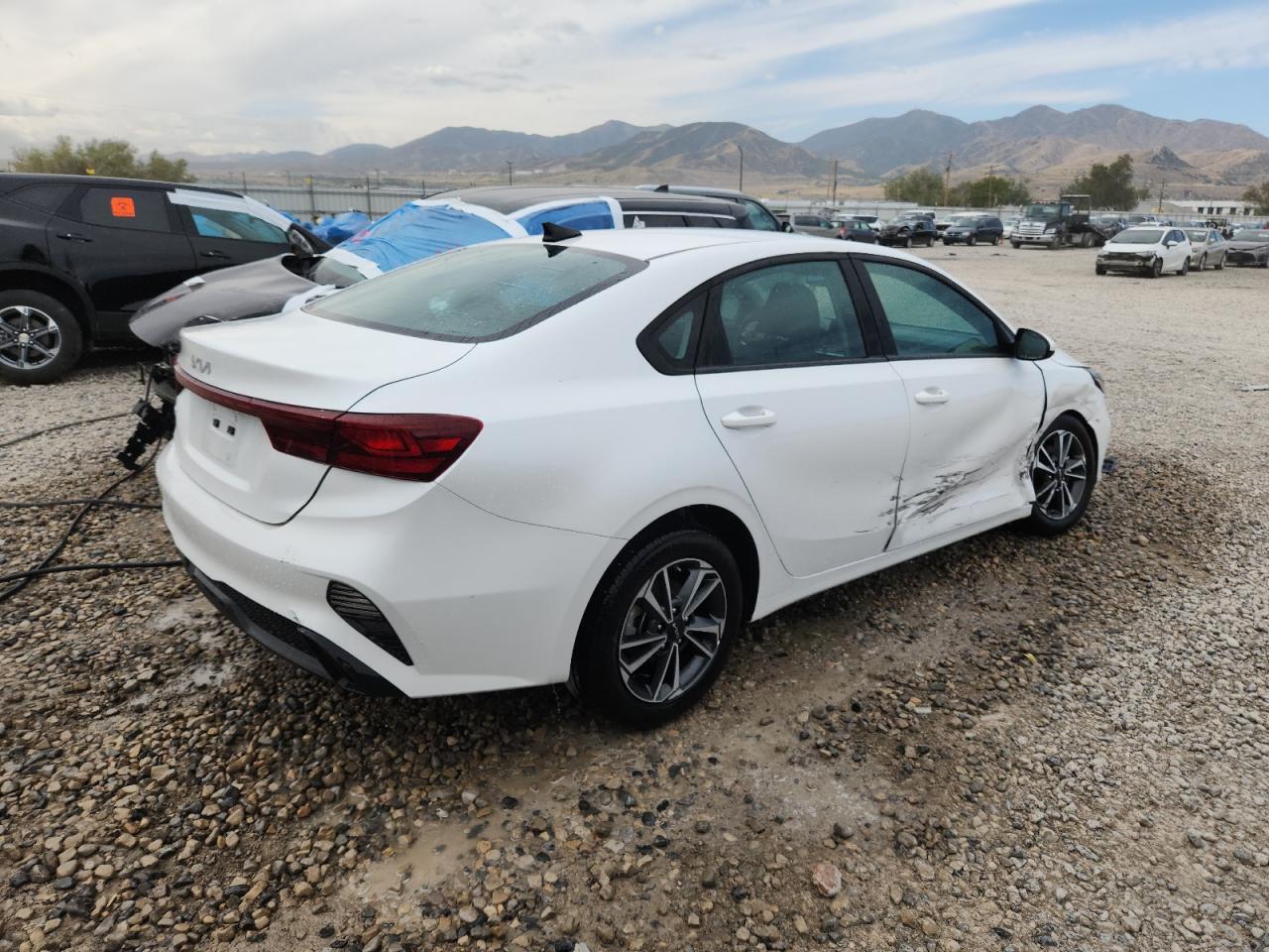 2024 KIA FORTE