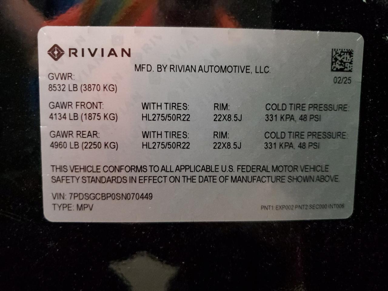 2025 RIVIAN R1s