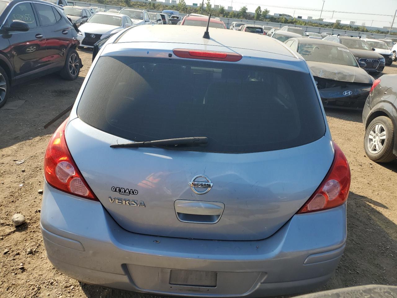 2011 NISSAN VERSA