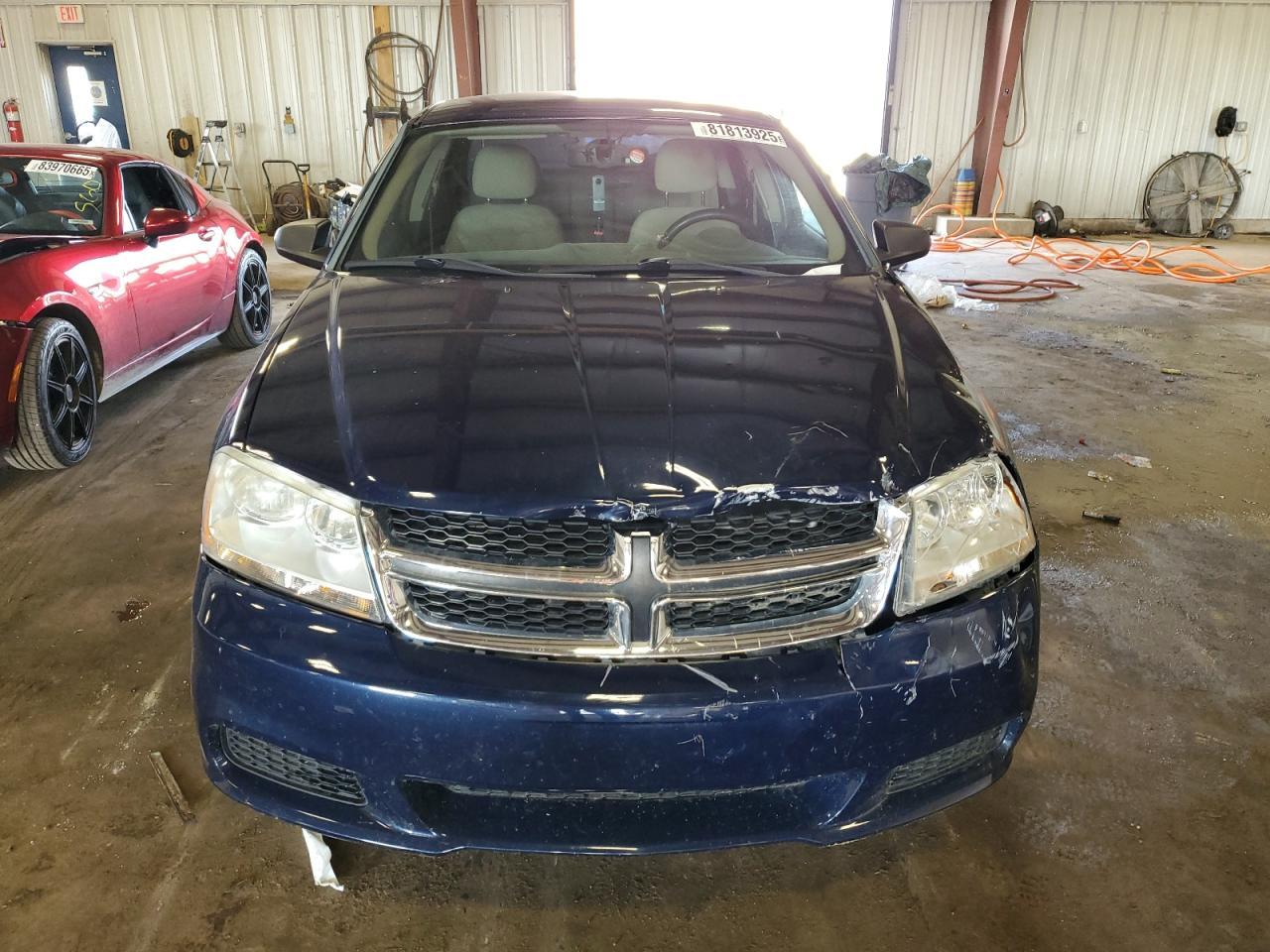 2013 DODGE Avenger