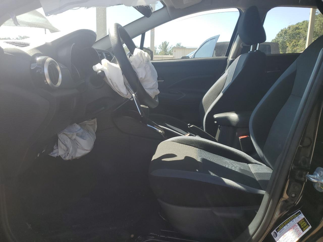 2025 NISSAN VERSA