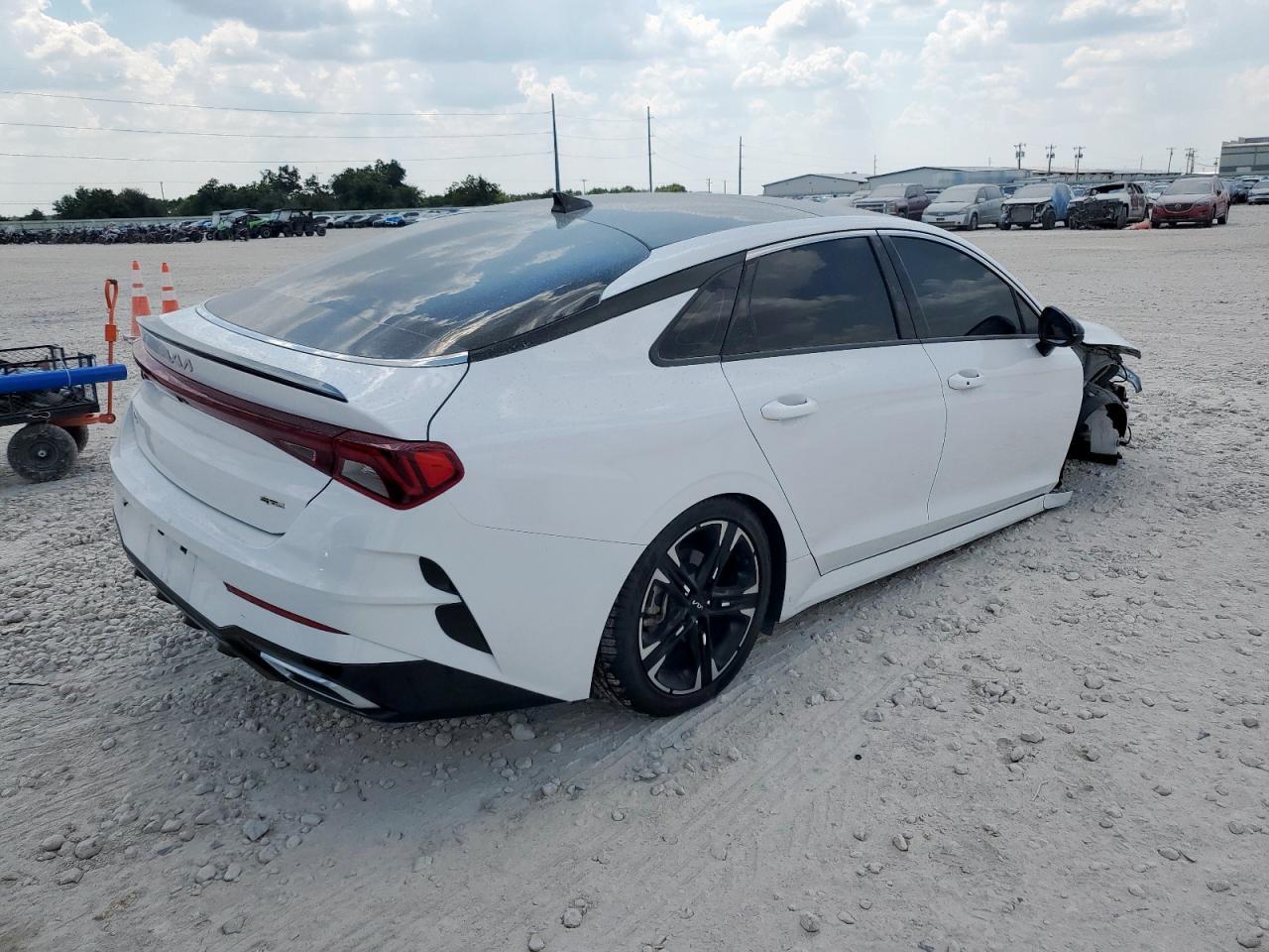 2023 KIA K5