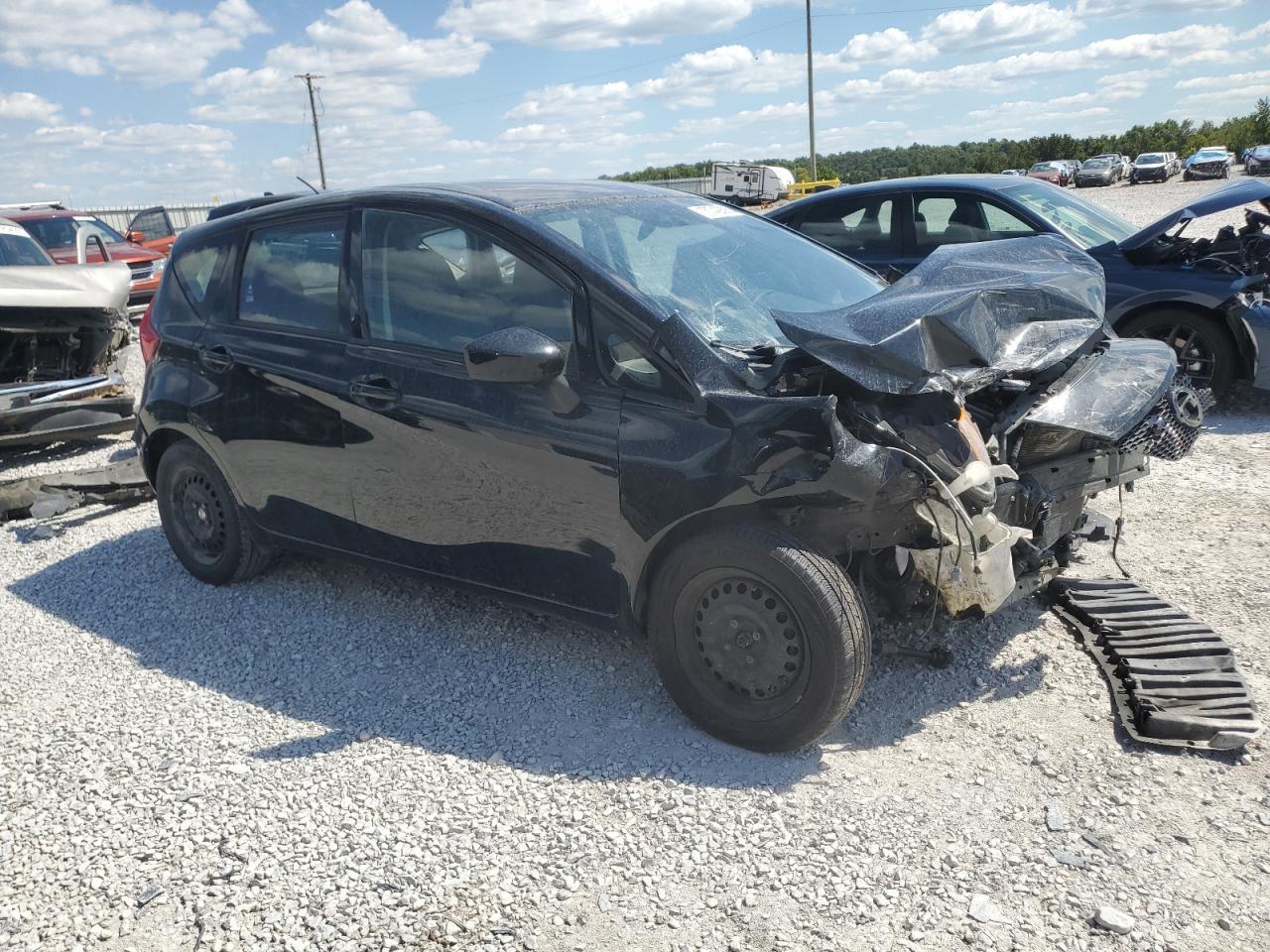 2017 NISSAN Versa Note