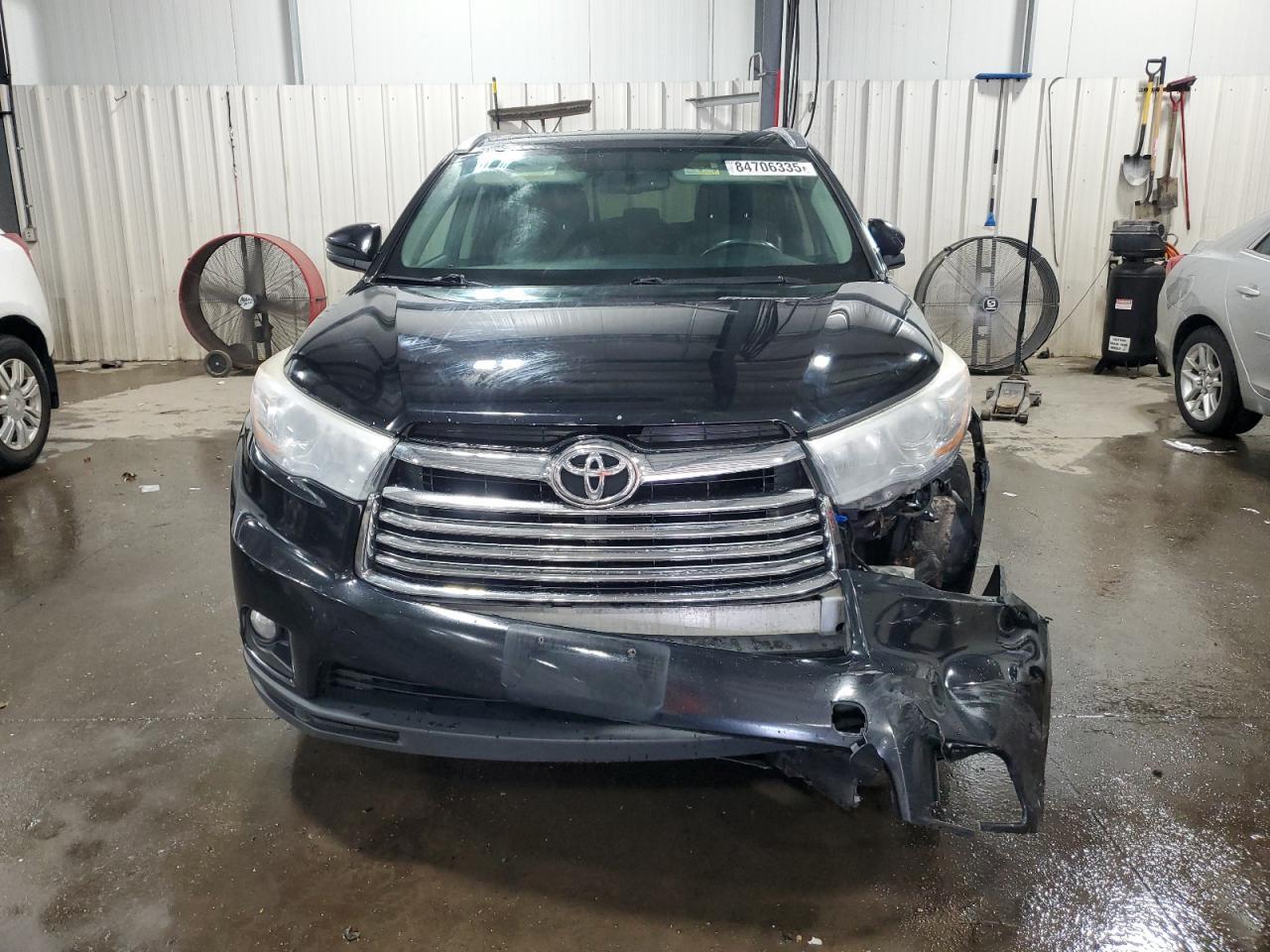 2016 TOYOTA HIGHLANDER