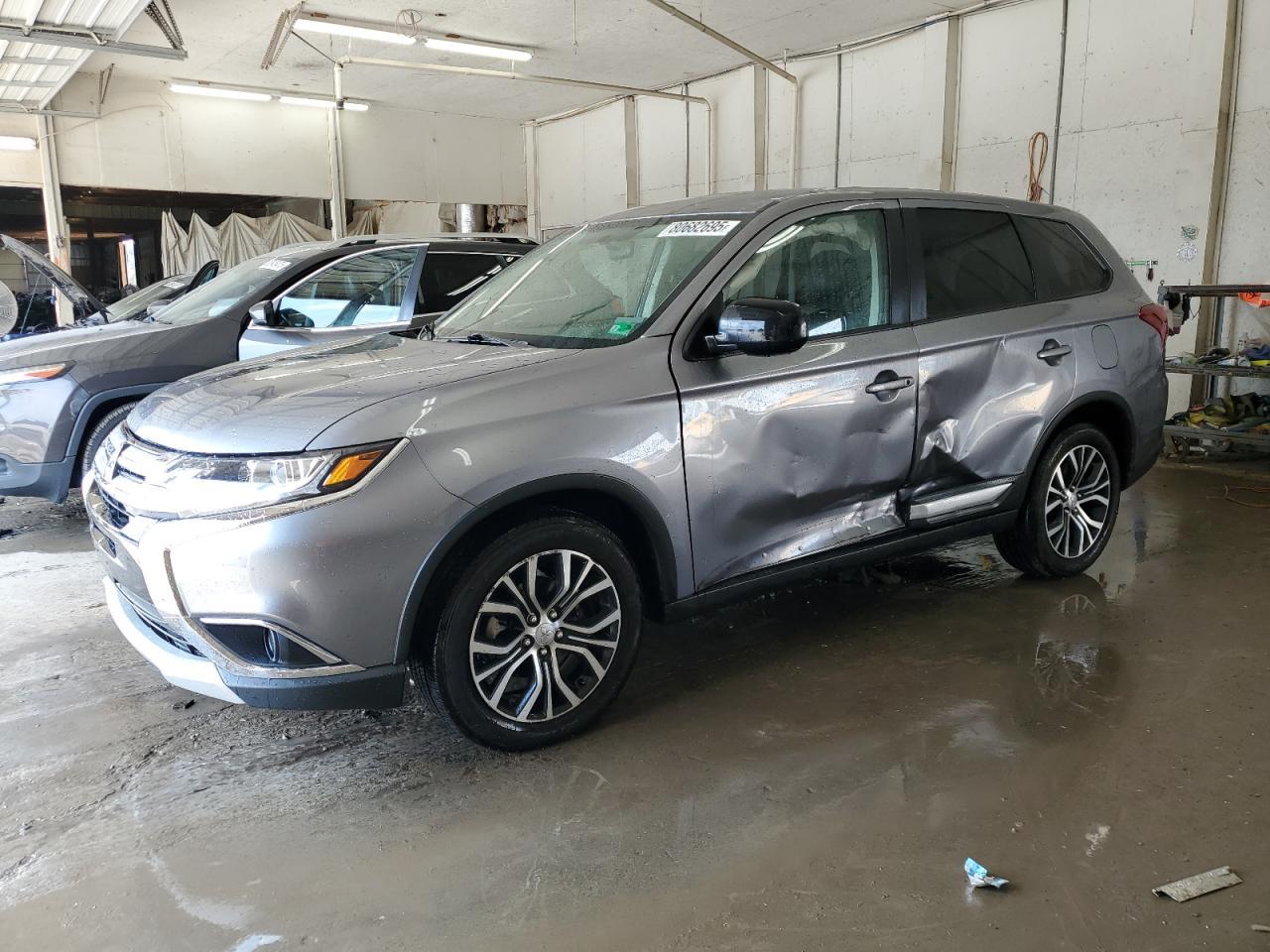 2018 MITSUBISHI outlander
