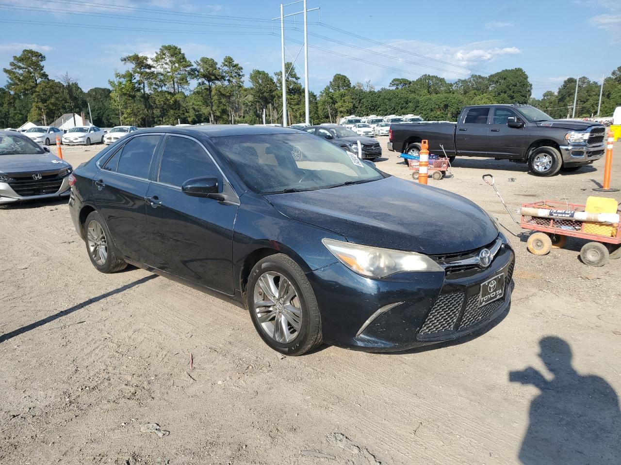 2017 TOYOTA CAMRY