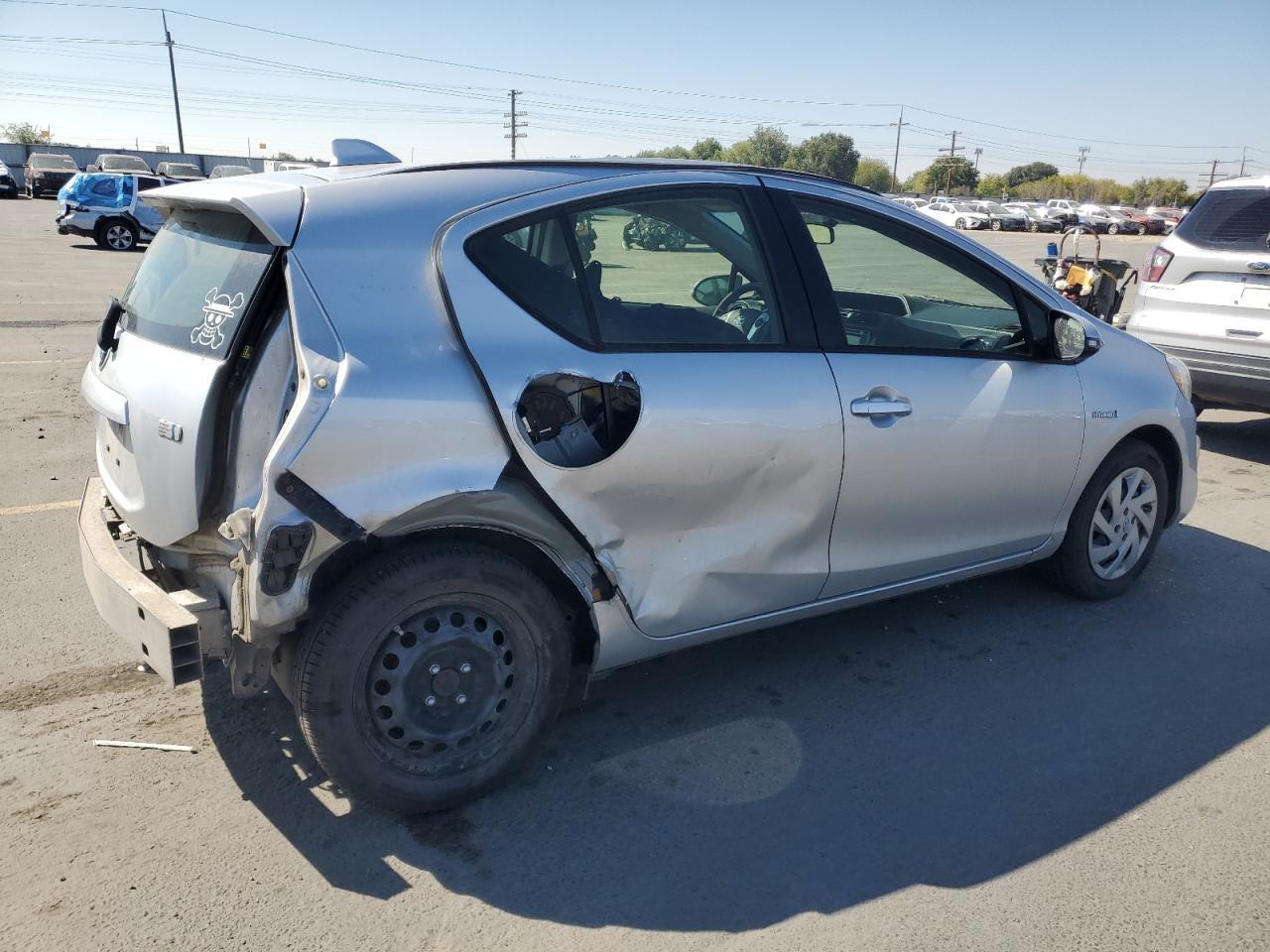 2015 TOYOTA Prius c