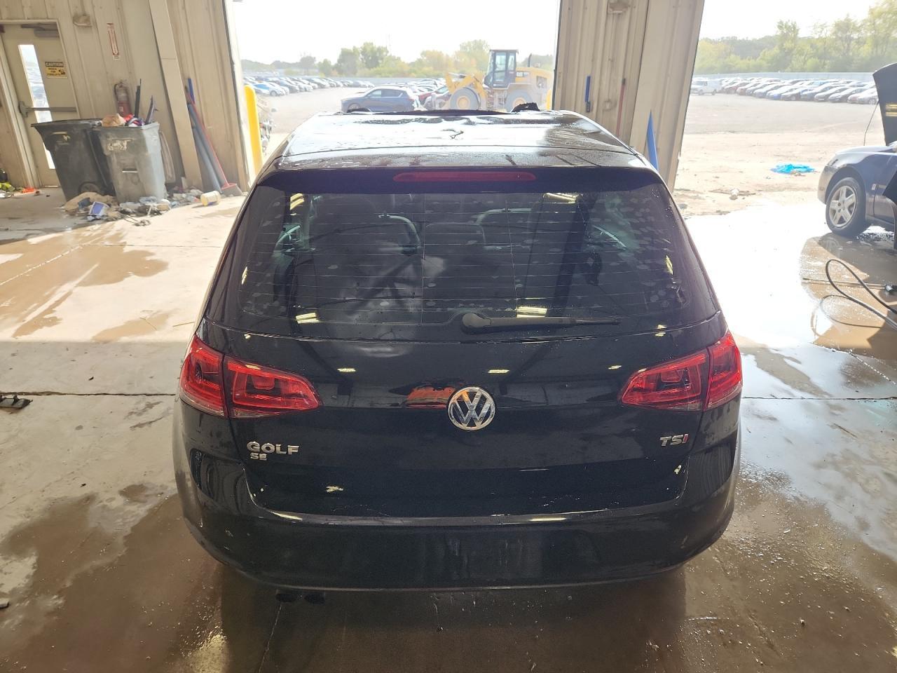 2017 VOLKSWAGEN GOLF