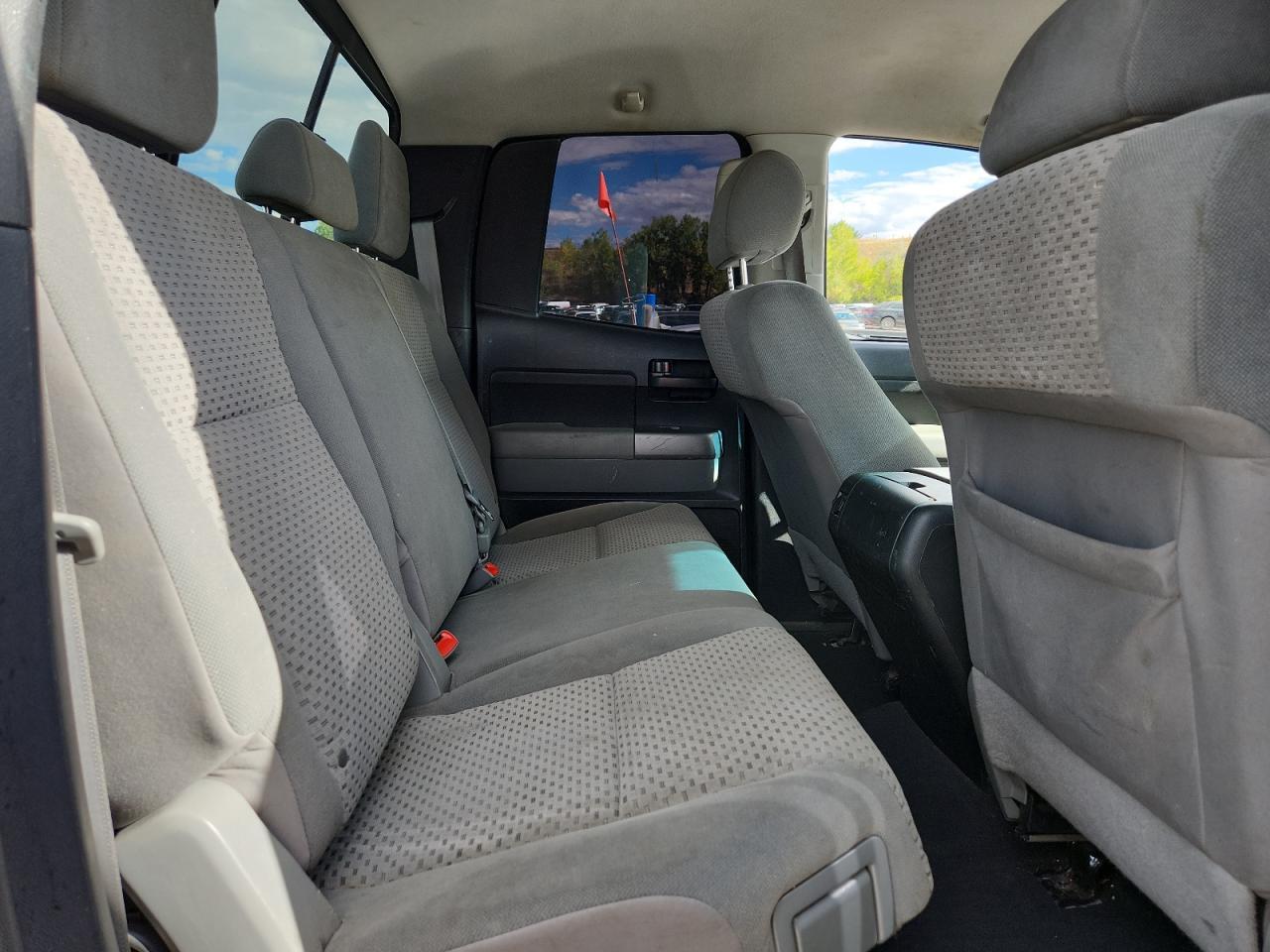 2012 TOYOTA TUNDRA