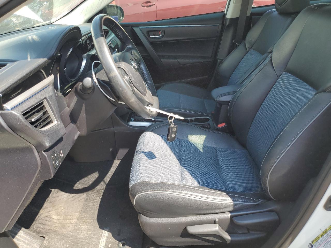 2015 TOYOTA COROLLA