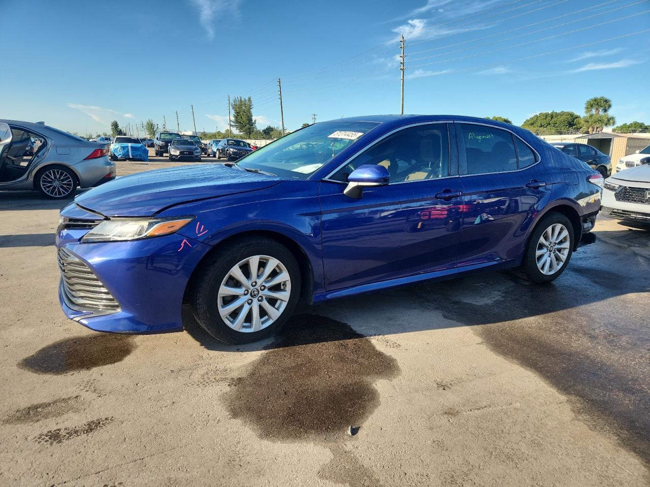 2018 TOYOTA CAMRY