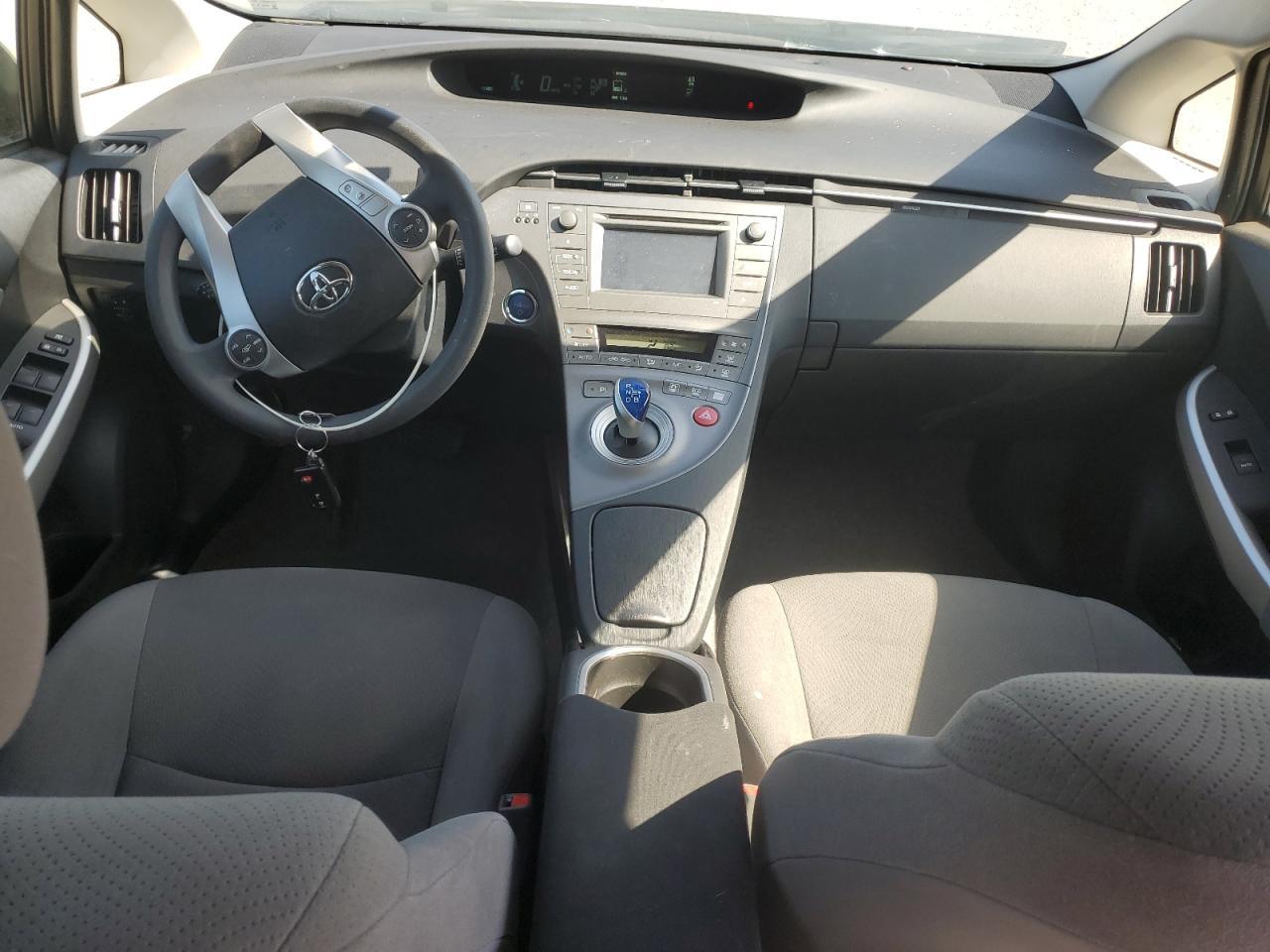 2015 TOYOTA PRIUS