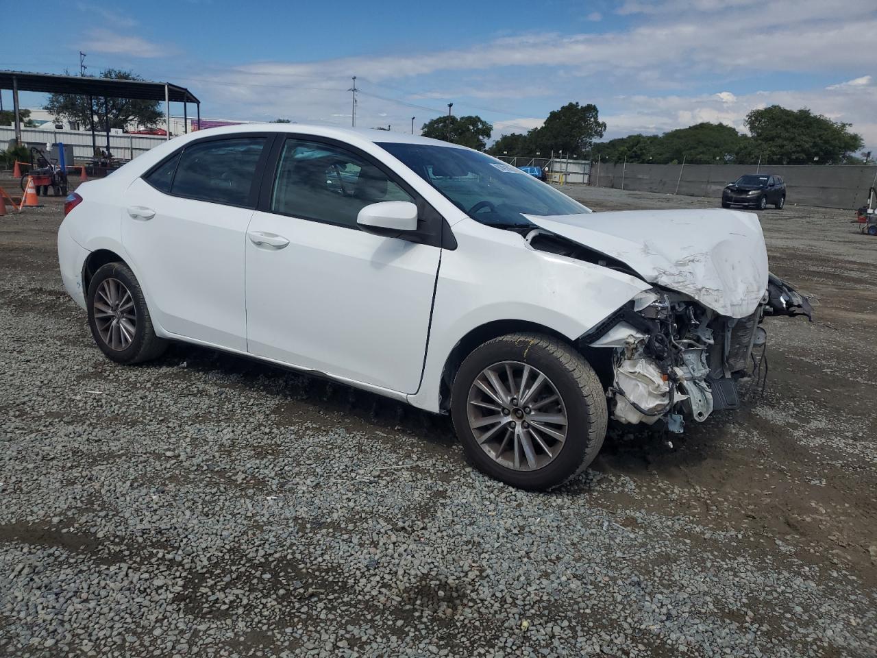 2015 TOYOTA COROLLA