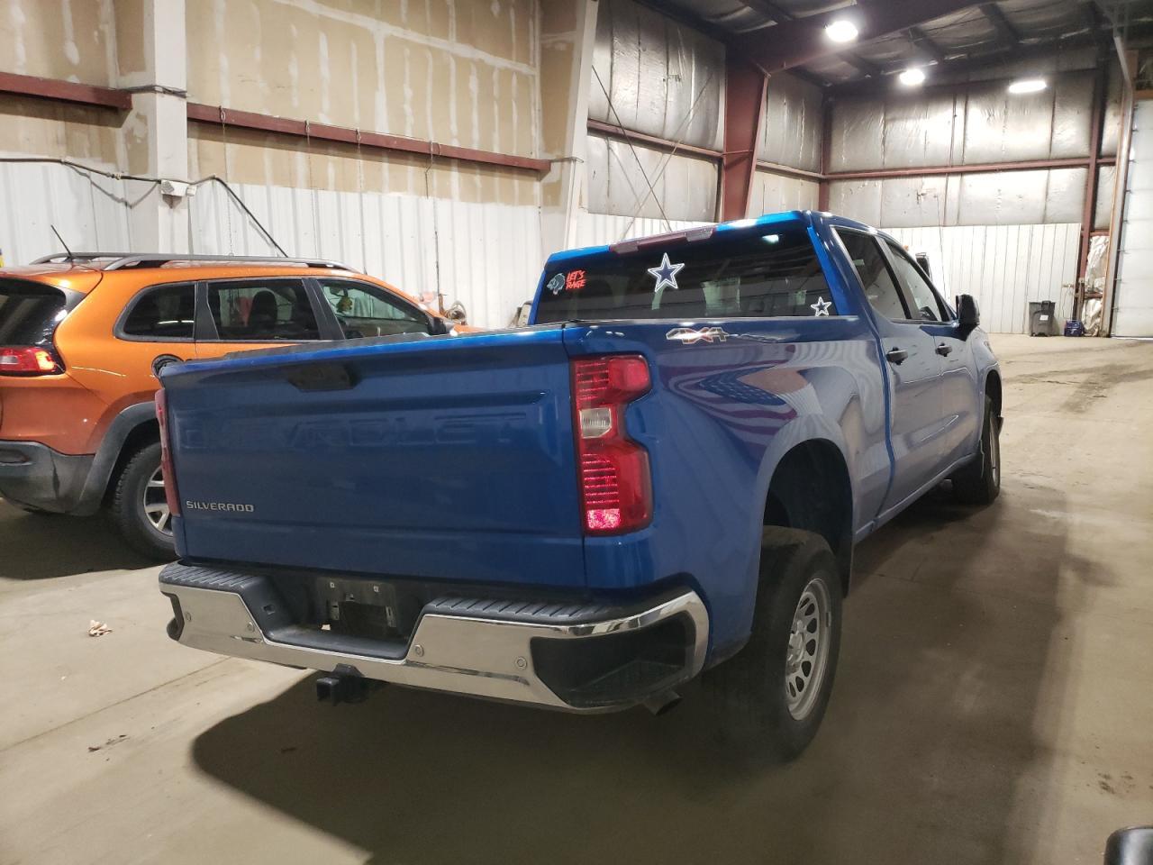 2023 CHEVROLET Silverado