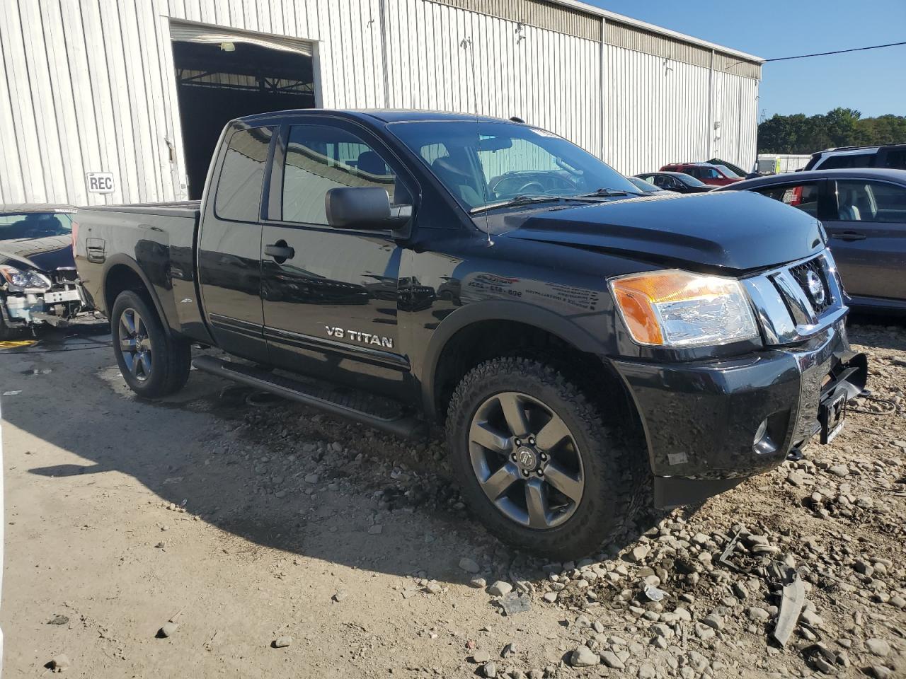 2015 NISSAN Titan
