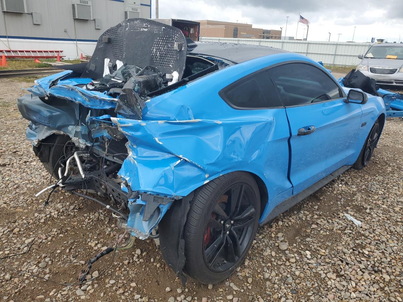 2022 FORD MUSTANG