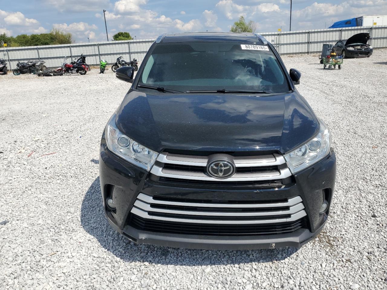 2019 TOYOTA HIGHLANDER