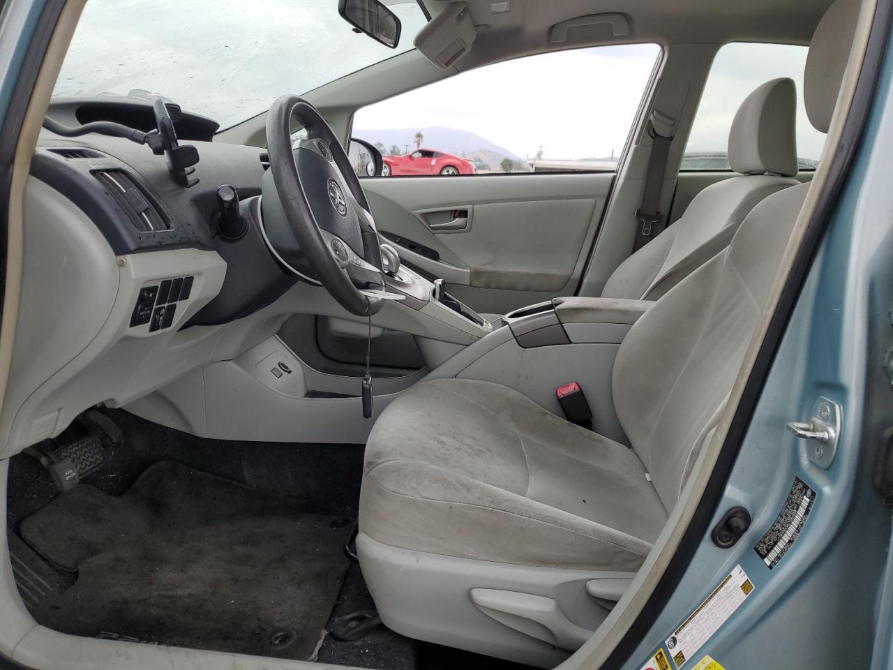2013 TOYOTA PRIUS