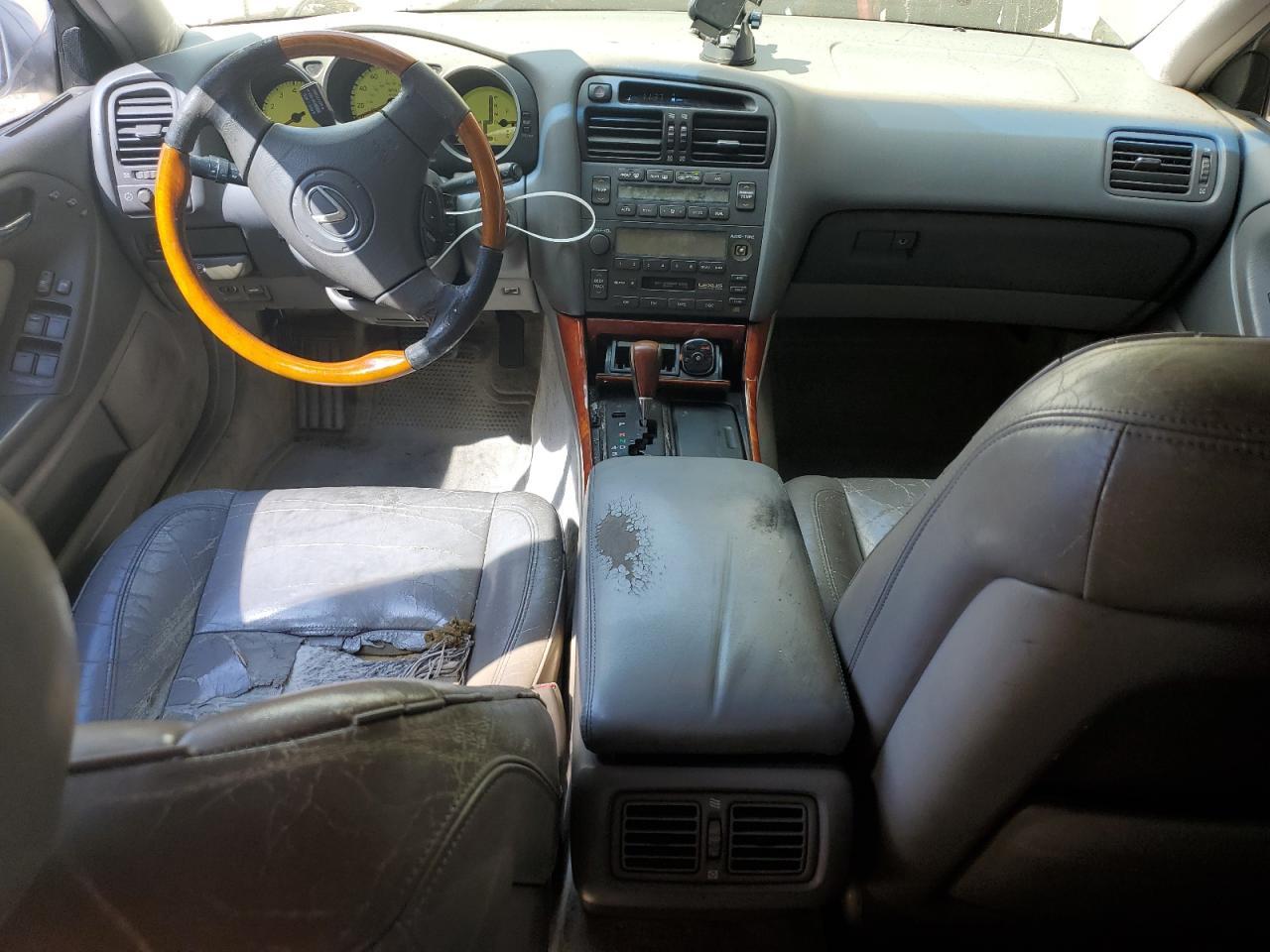 2001 LEXUS Gs
