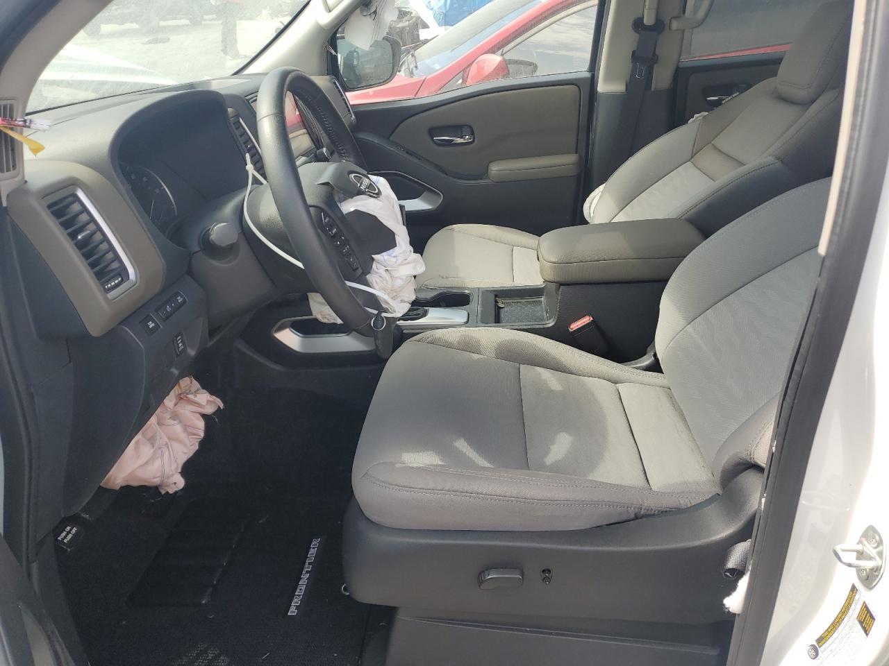 2022 NISSAN Frontier