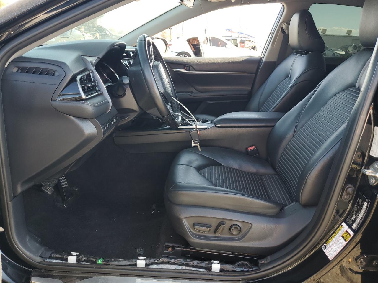 2019 TOYOTA CAMRY