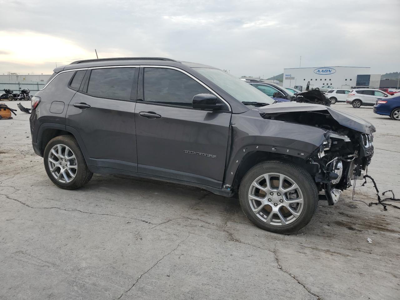 2023 JEEP Compass
