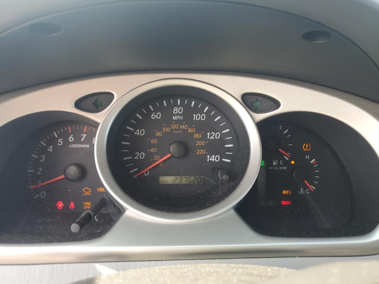 2006 TOYOTA HIGHLANDER