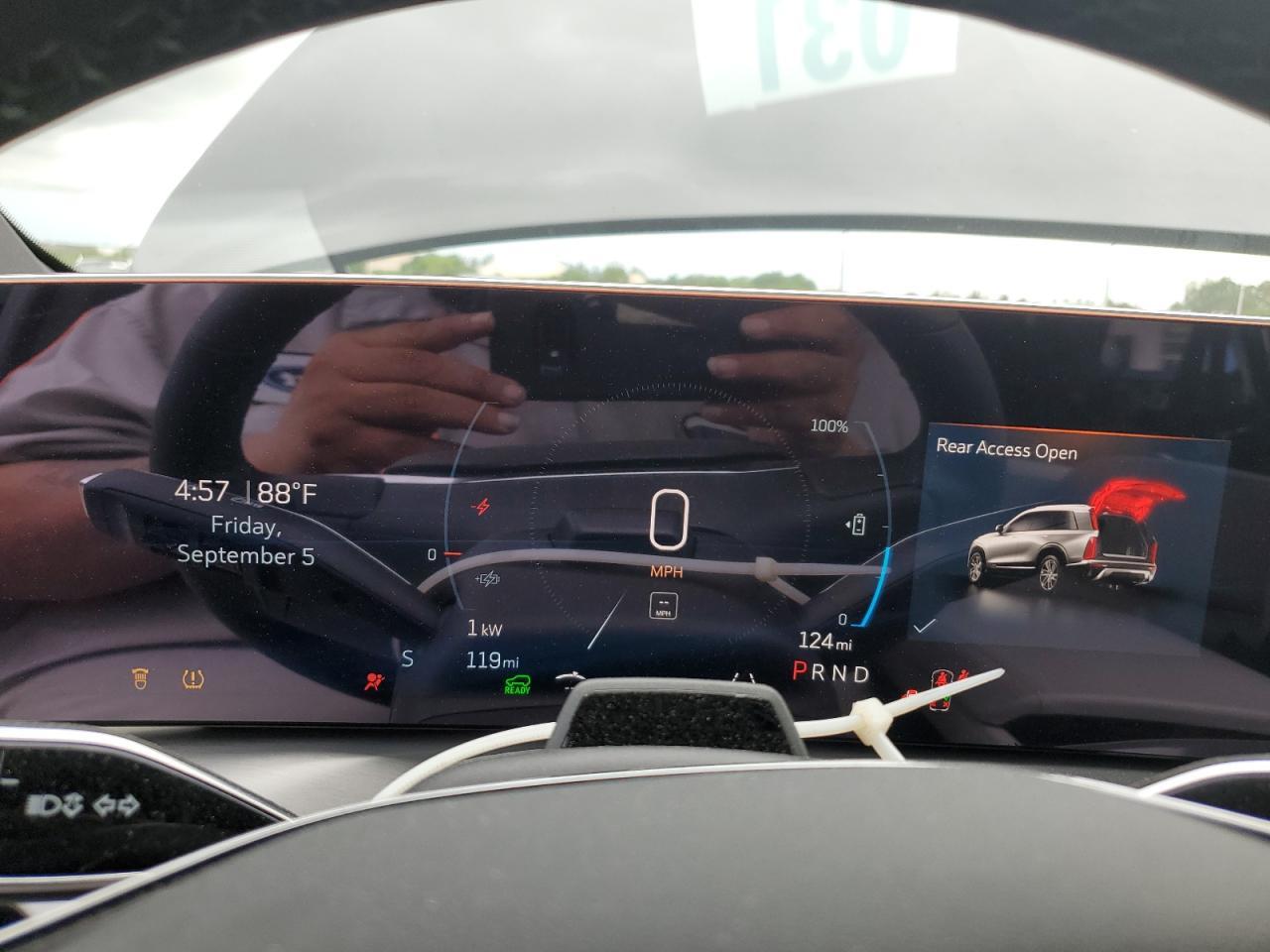 2026 CADILLAC Vistiq