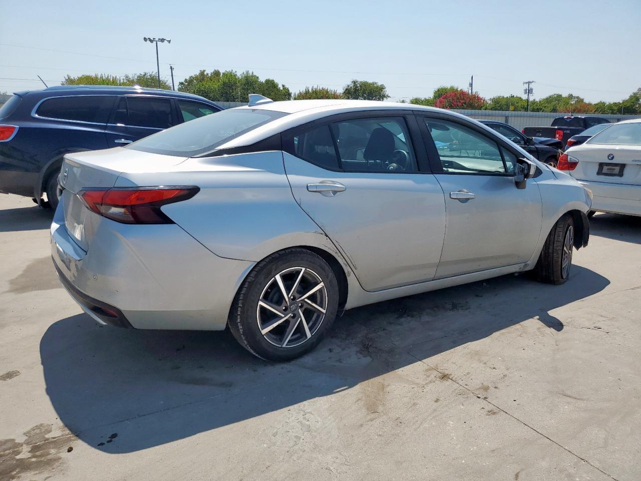 2022 NISSAN VERSA