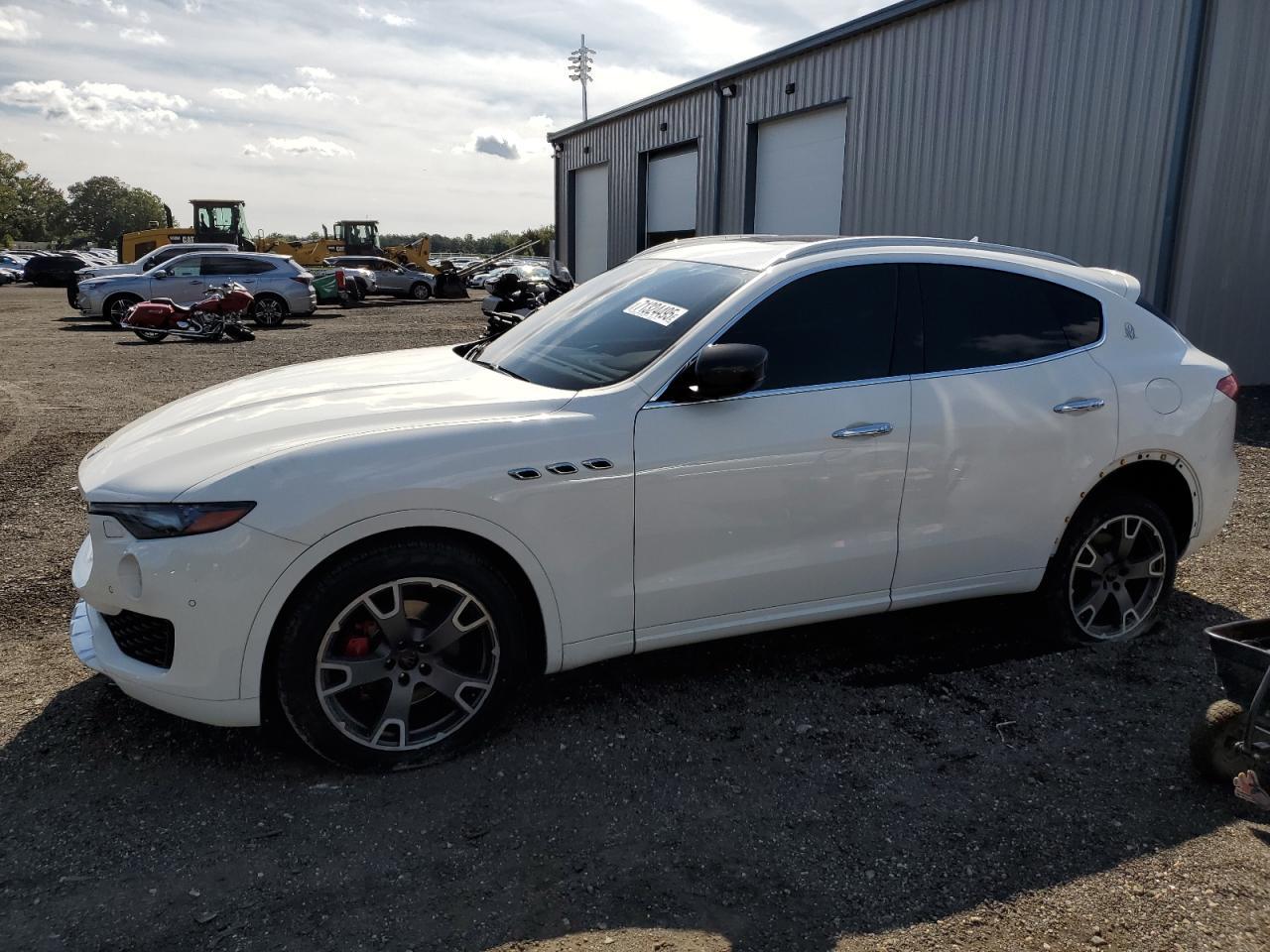 2017 MASERATI Levante