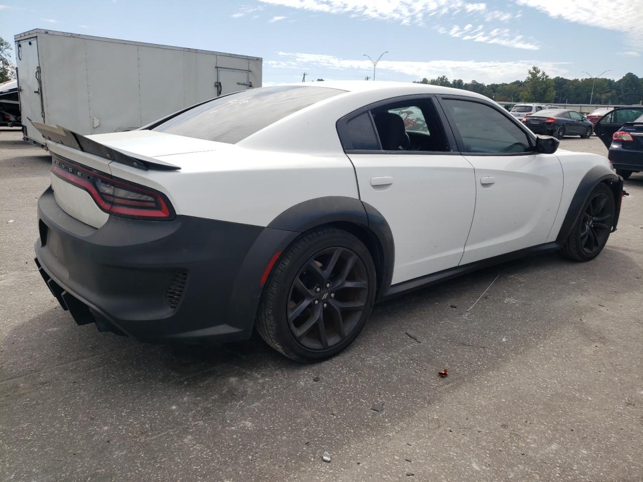 2017 DODGE CHARGER