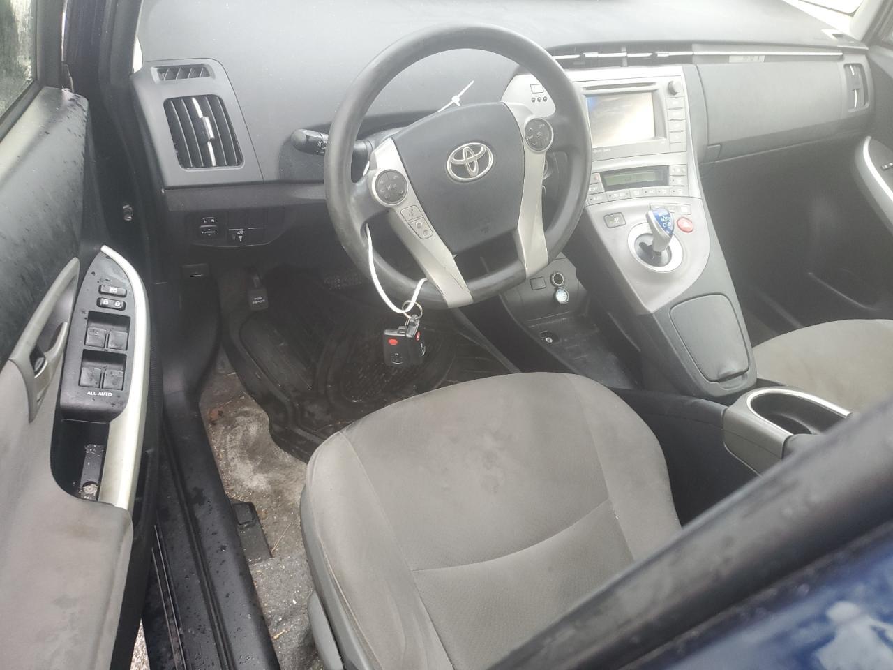 2015 TOYOTA PRIUS