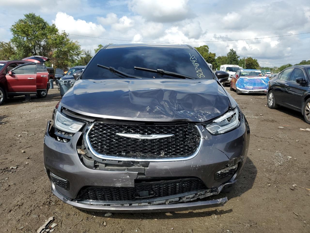 2022 CHRYSLER Pacifica