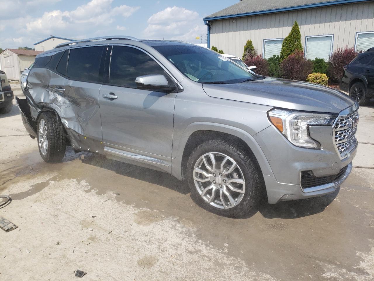 2023 GMC Terrain