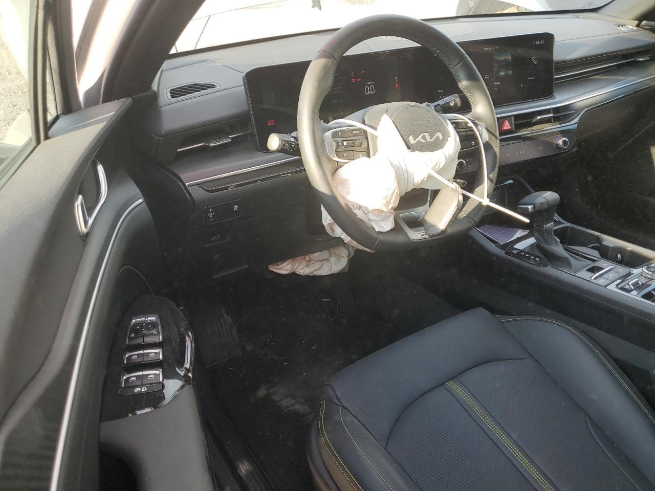 2025 KIA K5