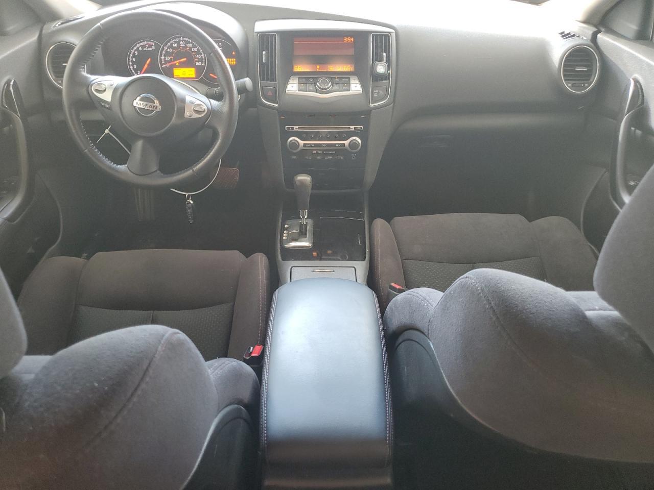 2009 NISSAN Maxima