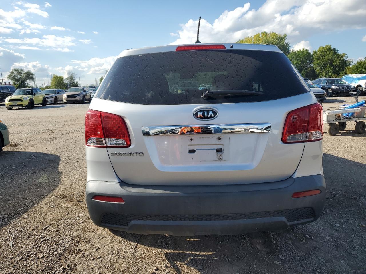2011 KIA SORENTO