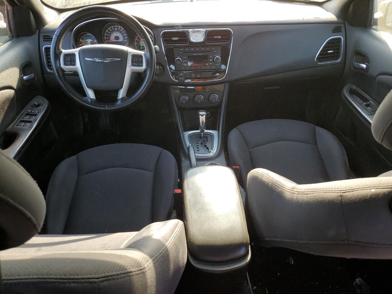 2014 CHRYSLER 200