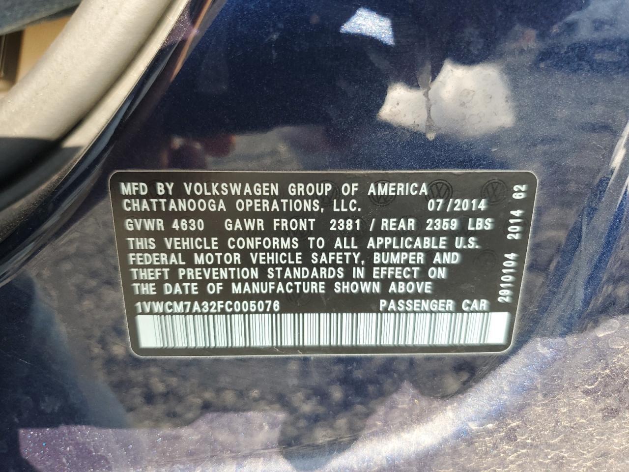 2015 VOLKSWAGEN Passat