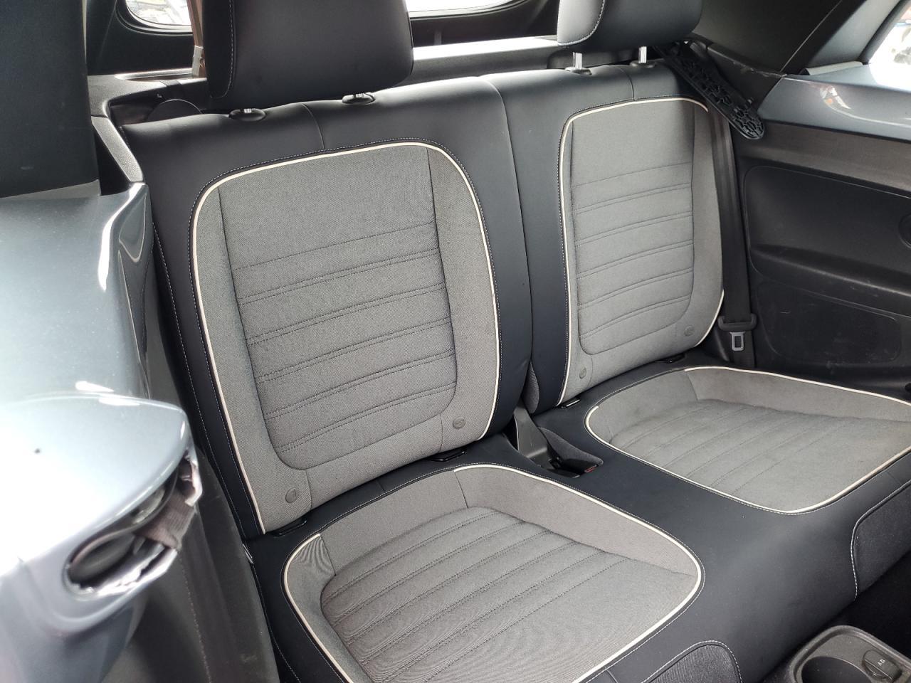 2016 VOLKSWAGEN Beetle