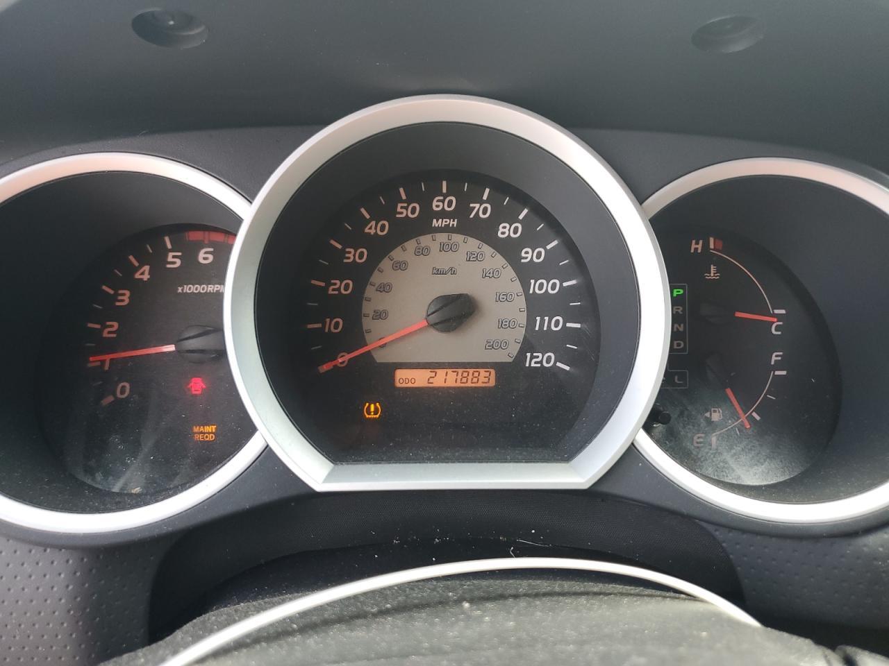 2011 TOYOTA TACOMA