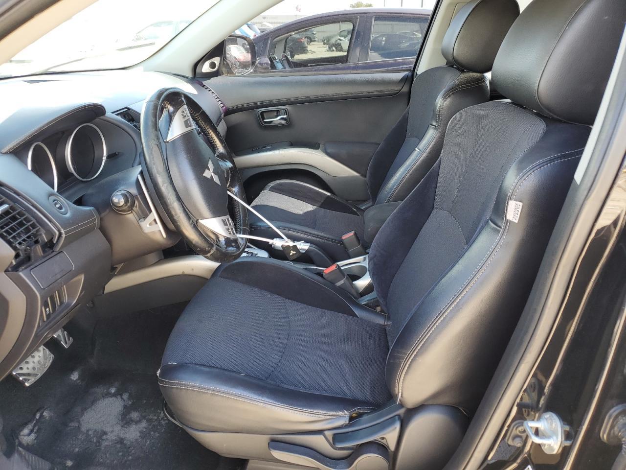 2011 MITSUBISHI outlander