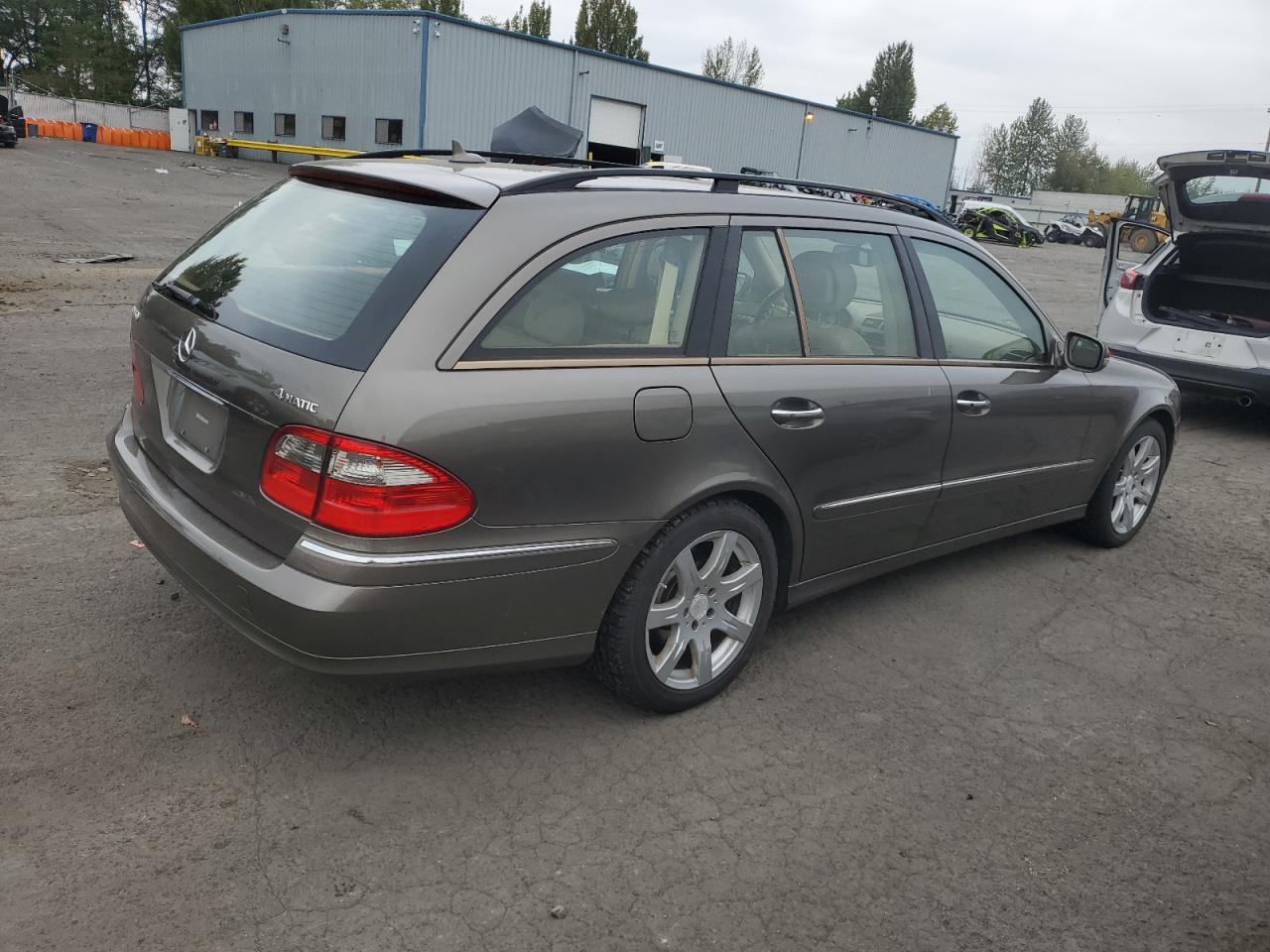 2008 MERCEDES-BENZ E-Class
