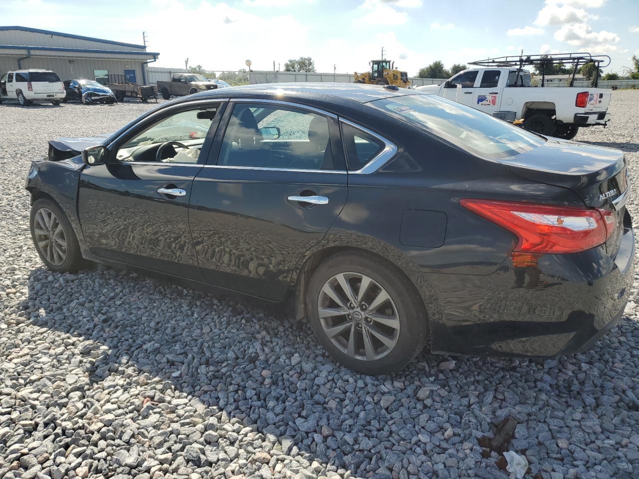 2017 NISSAN ALTIMA