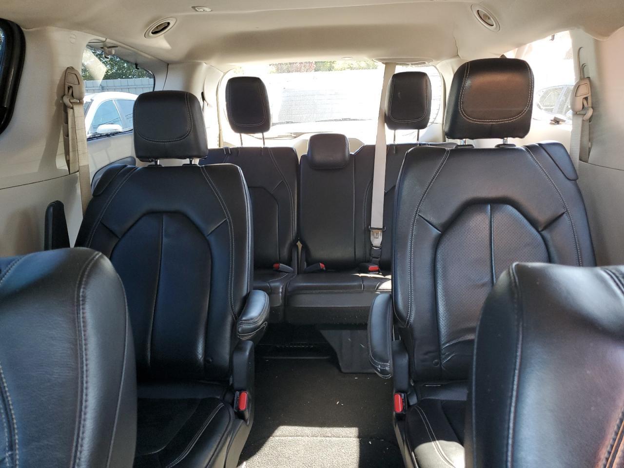 2022 CHRYSLER Pacifica
