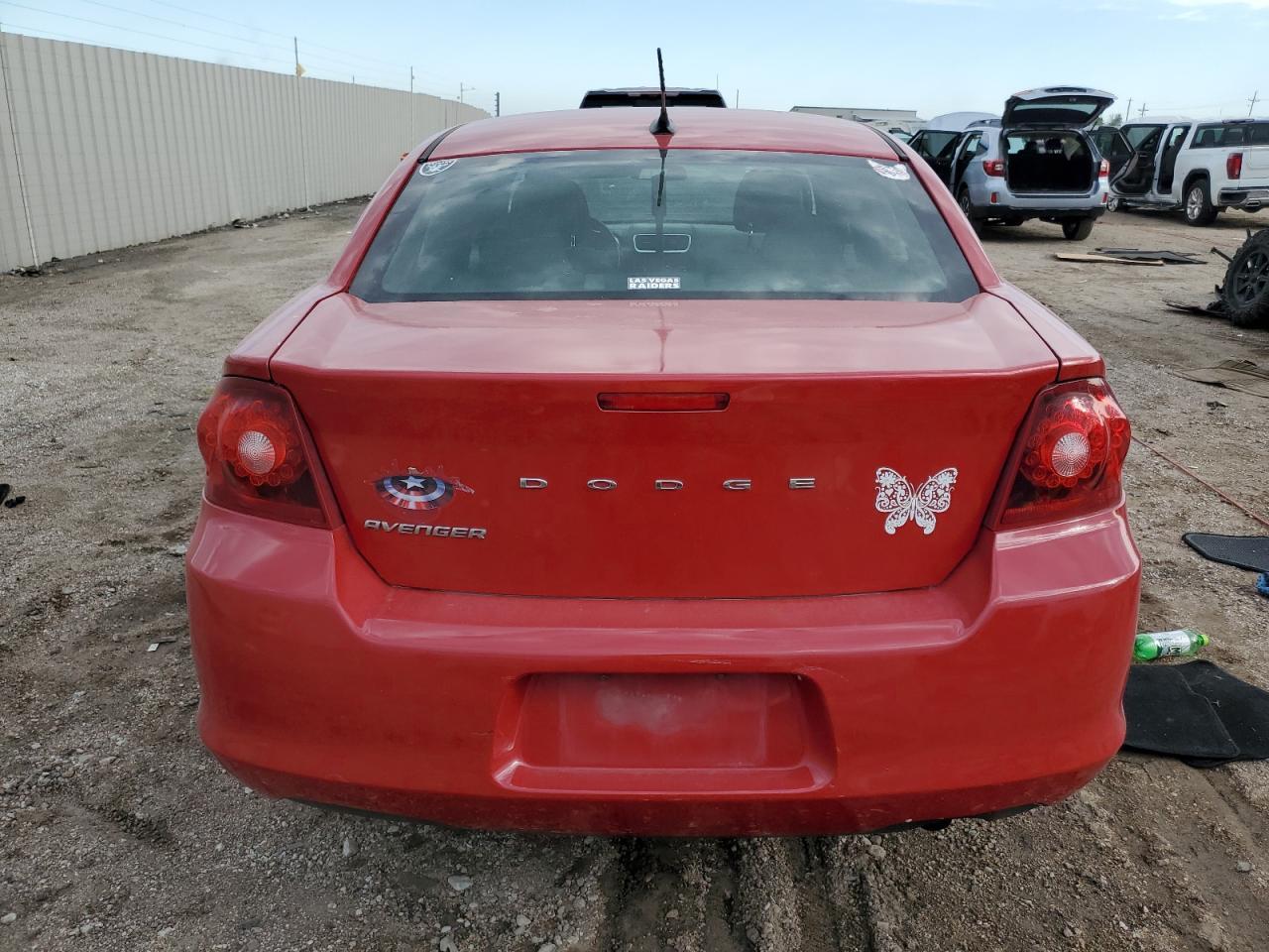 2014 DODGE Avenger