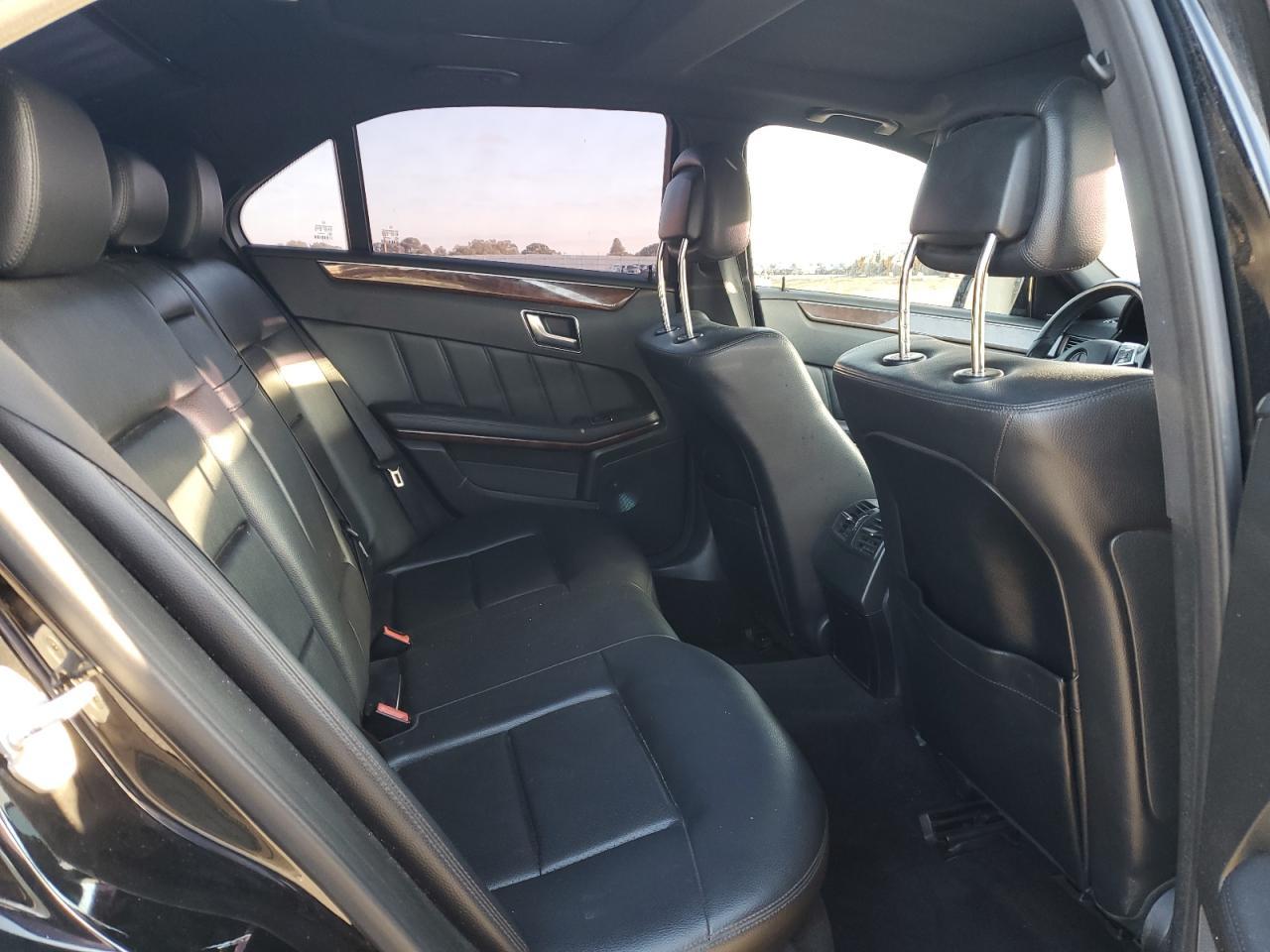 2012 MERCEDES-BENZ E-Class